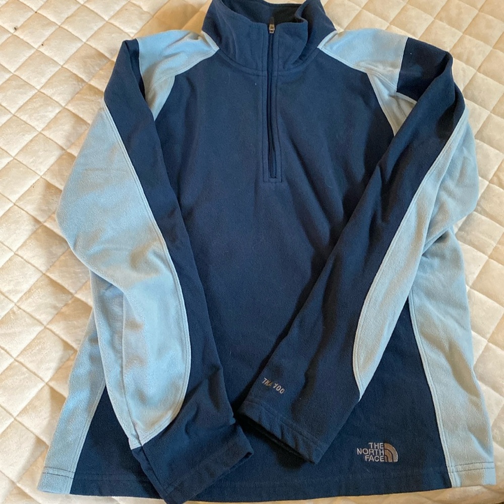 The North face women’s pullover